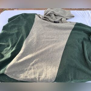 Halogen Green and Gray 100% Cashmere Poncho